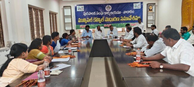 అభివృద్ధి కోసం కౌన్సిలర్ల కృషికి అభినందనలు – ఎంపీ ఈటల రాజేందర్
