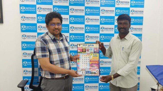 సమాజానికి తోడ్పడేవి పత్రికలే