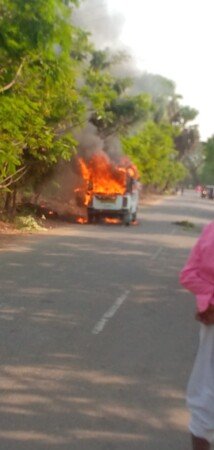 టాటా ఏస్ లో మంటలు తప్పిన ప్రమాదం.