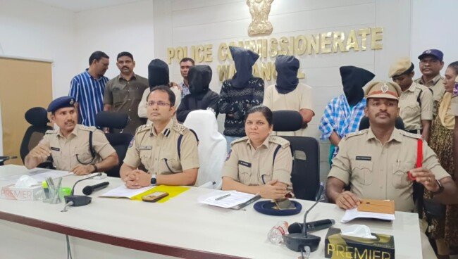 వరంగల్ నగరంలో మైనర్ బాలికలను వ్యభిచార రొంపిలోకి దింపుతున్న ముఠా అరెస్టు
