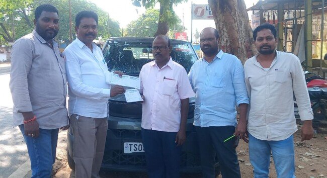 జర్నలిస్టుల సమస్యలు పరిష్కరించాలి: టి యు డబ్ల్యు జె (ఐ జే యు).
